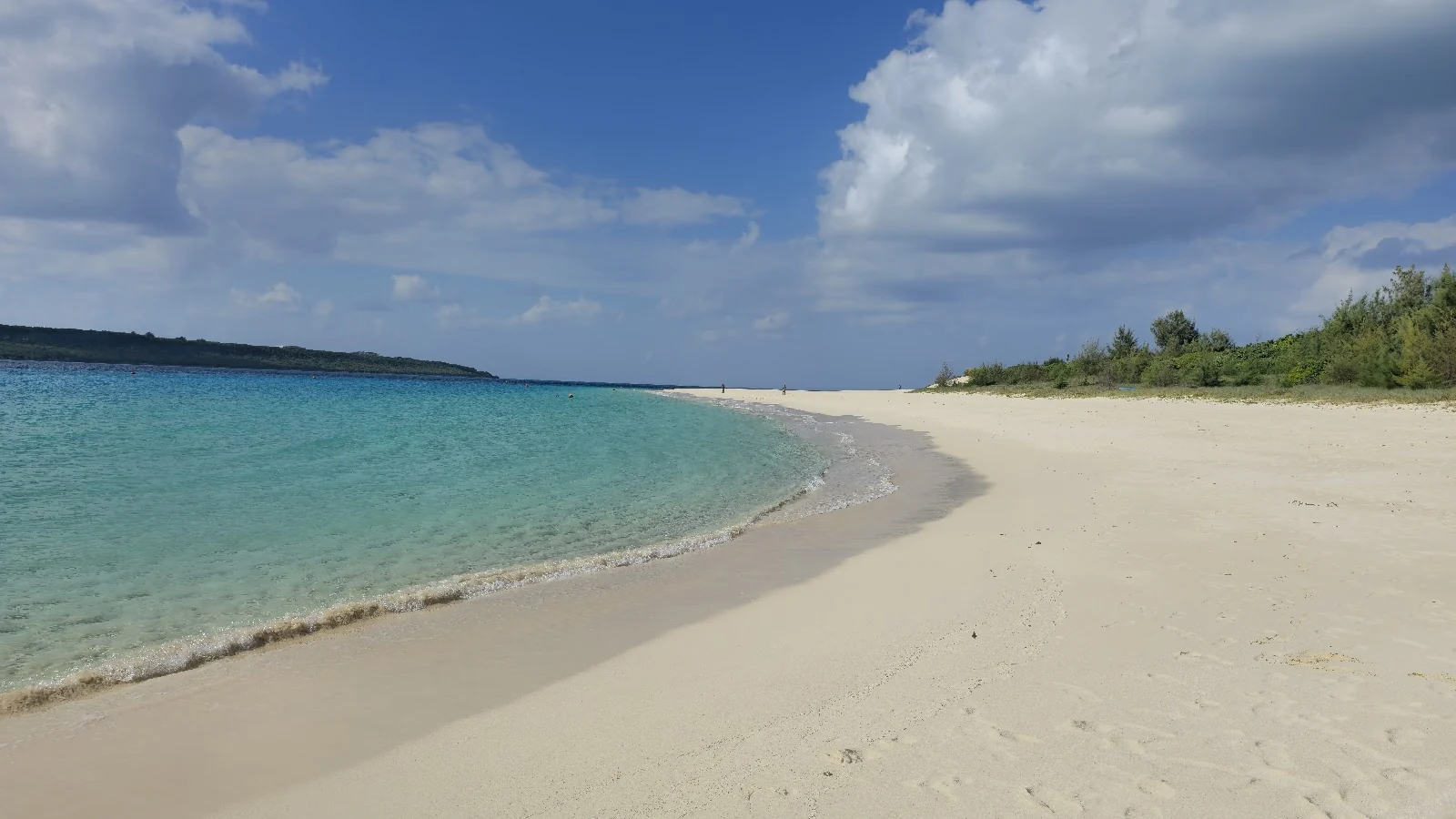 Yonaha Maehama Beach