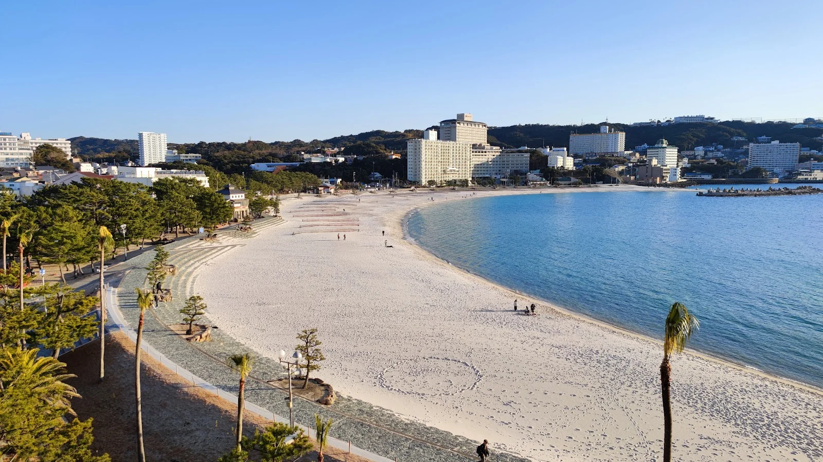 Shirarahama Beach
