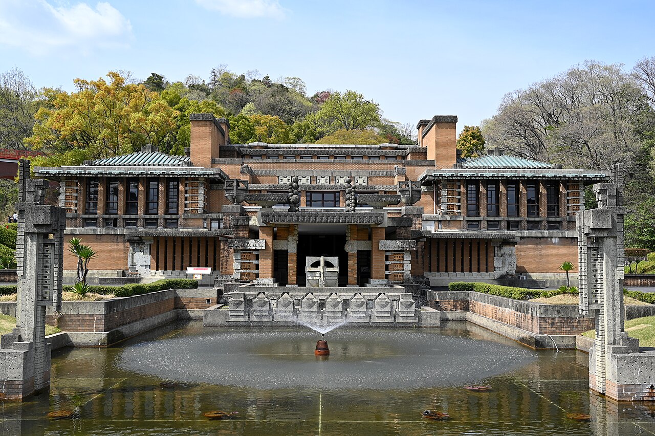 Meiji Mura