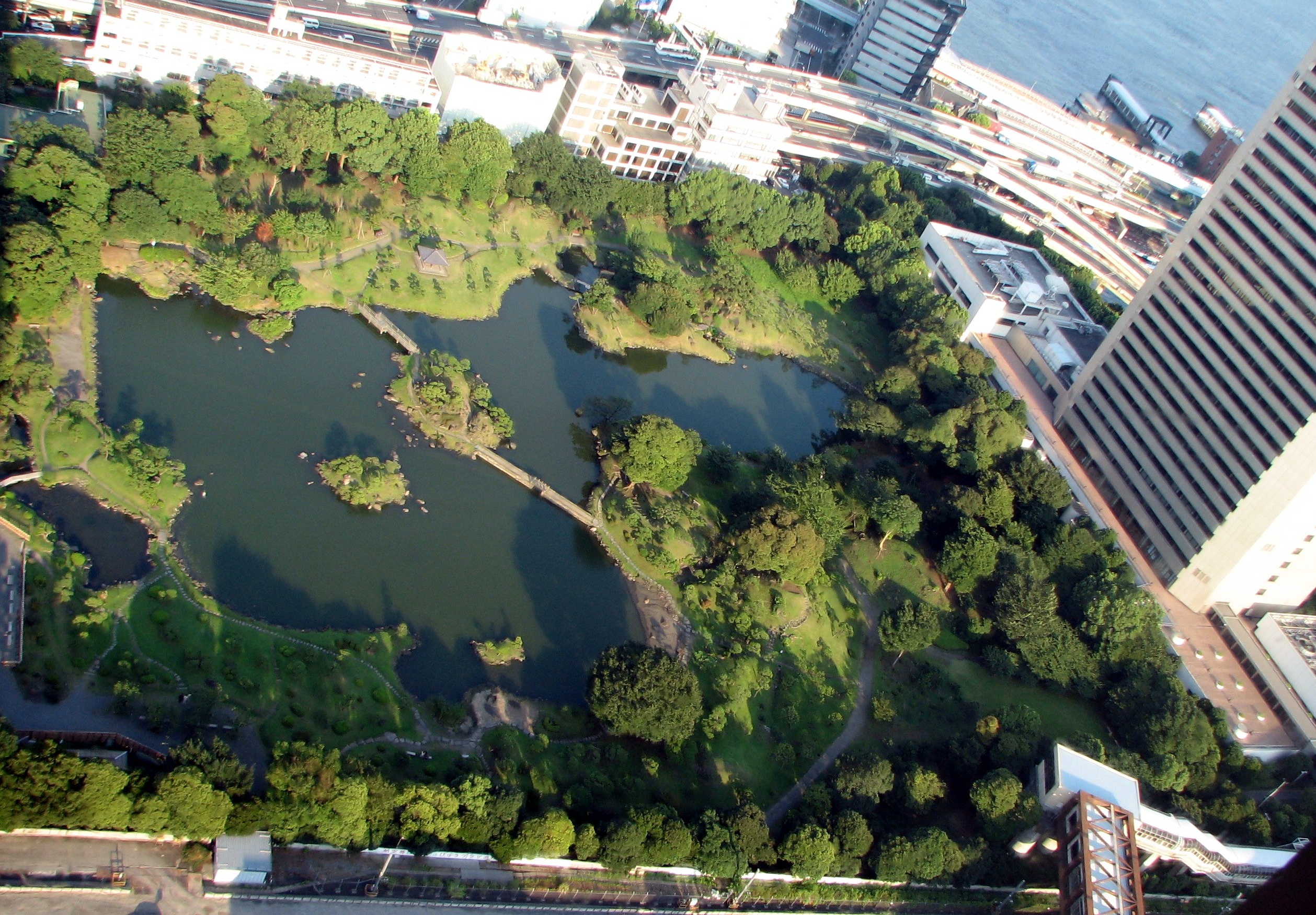 Kyu-Shiba-rikyu Garden central pond with shaped pines