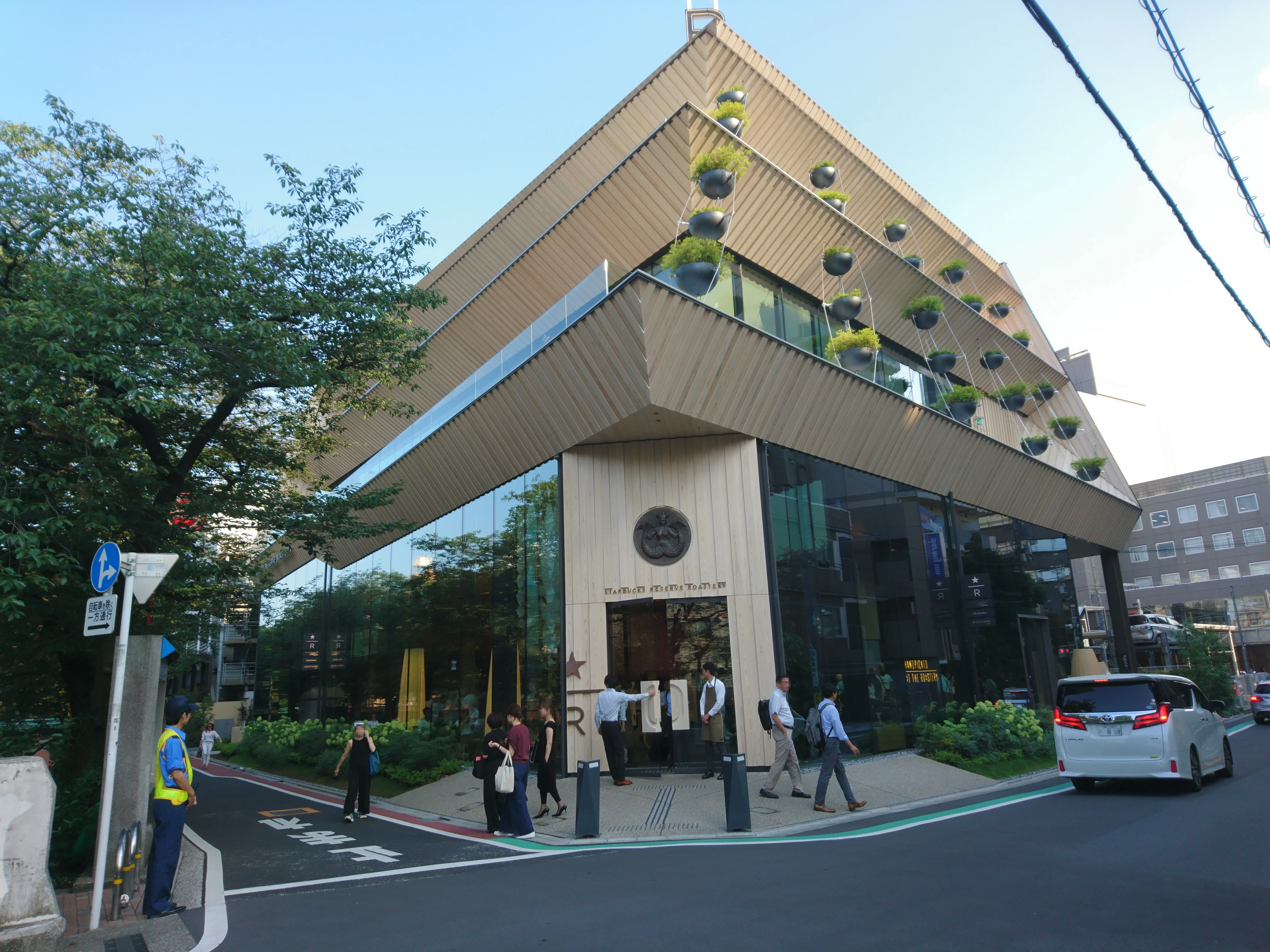 Starbucks Reserve Roastery Tokyo exterior