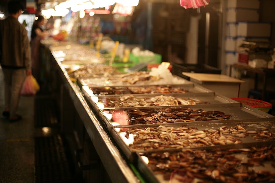 Sankaku Market (三角市場)