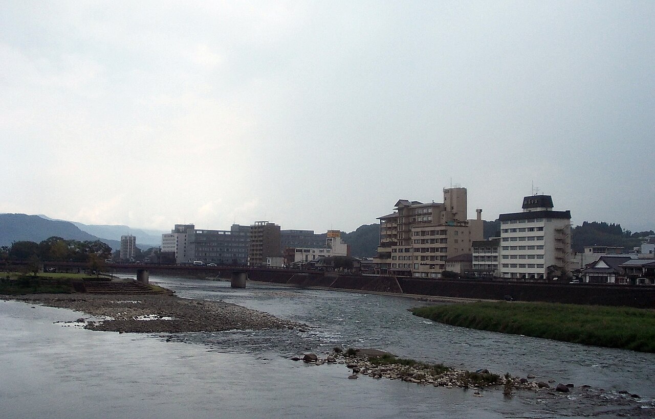 Hitoyoshi