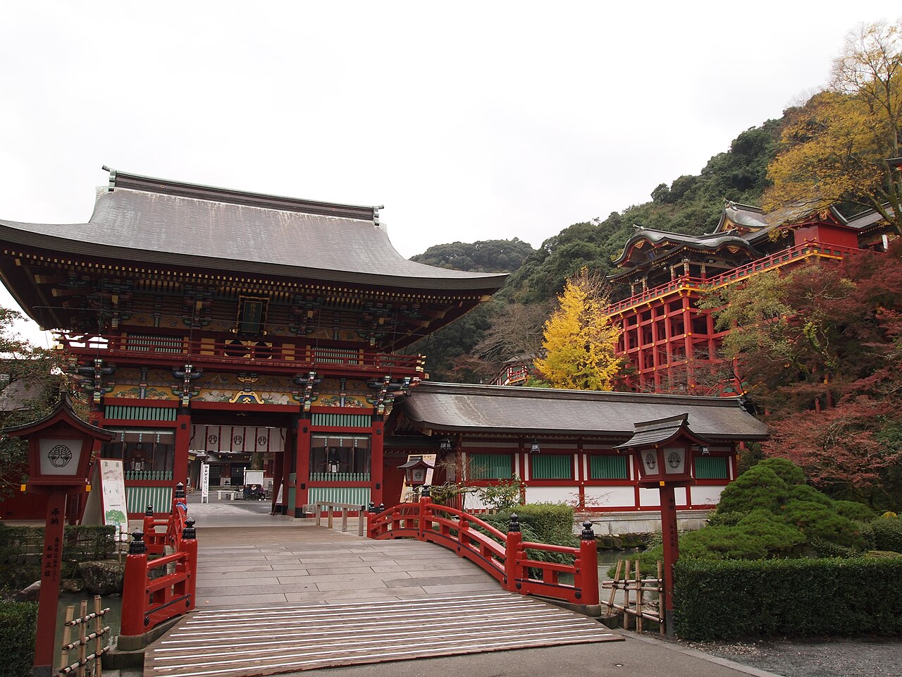 Yutoku Inari Shrine