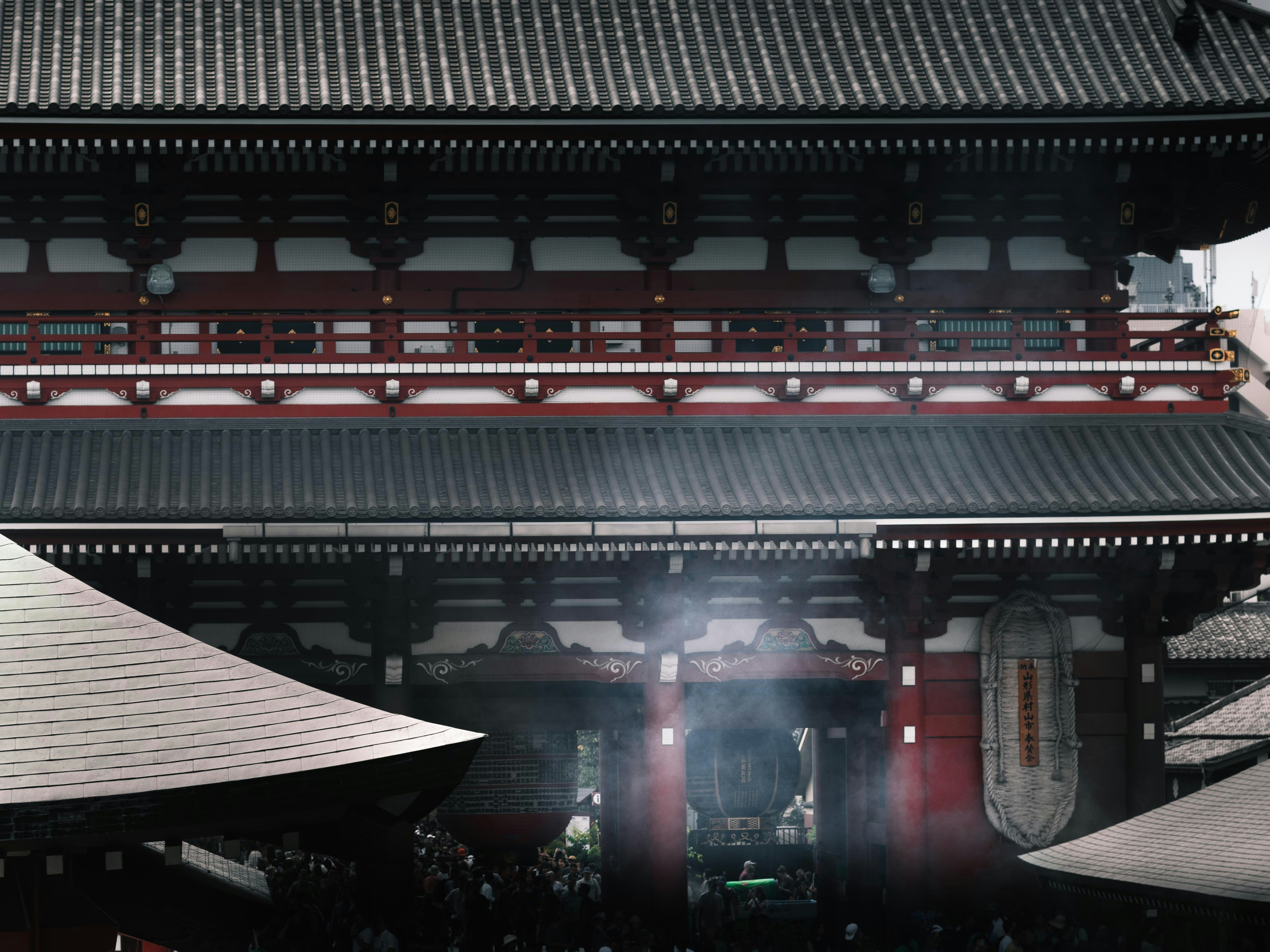 Senso-ji temple gate at dawn with empty approach