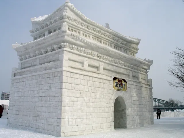 A large snow statue at the Asahikawa Winter Festival