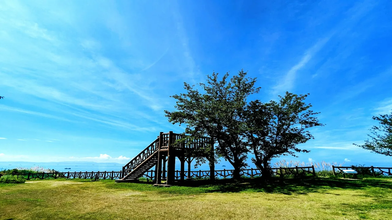 Shosekiheki Observation Deck