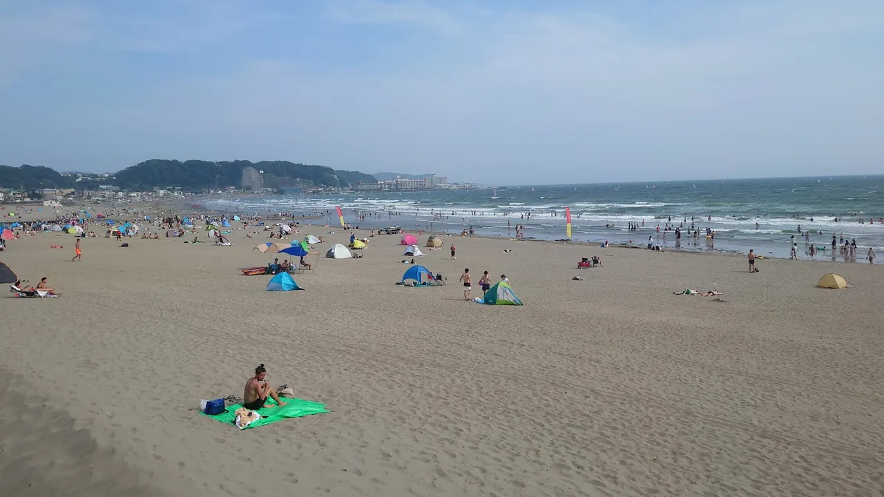 Kamakura Yuigahama Beach in Kamakura