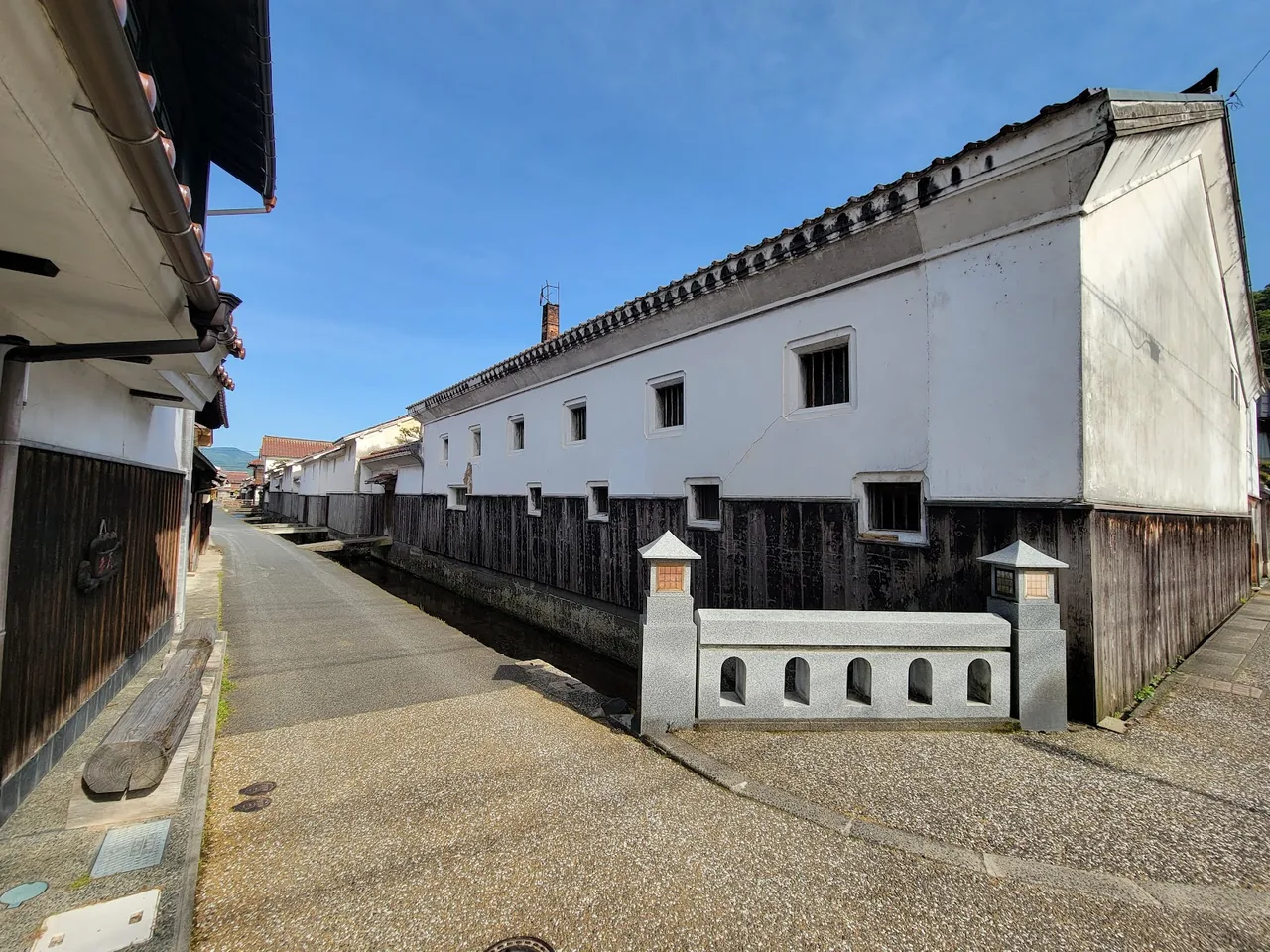 Kurayoshi White-Wall Storehouse District in Tottori