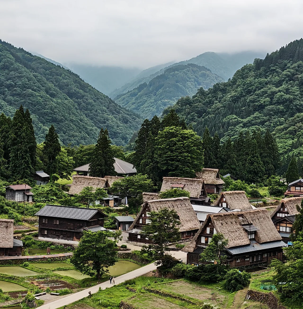 Ainokura Gassho-zukuri Village in Toyama