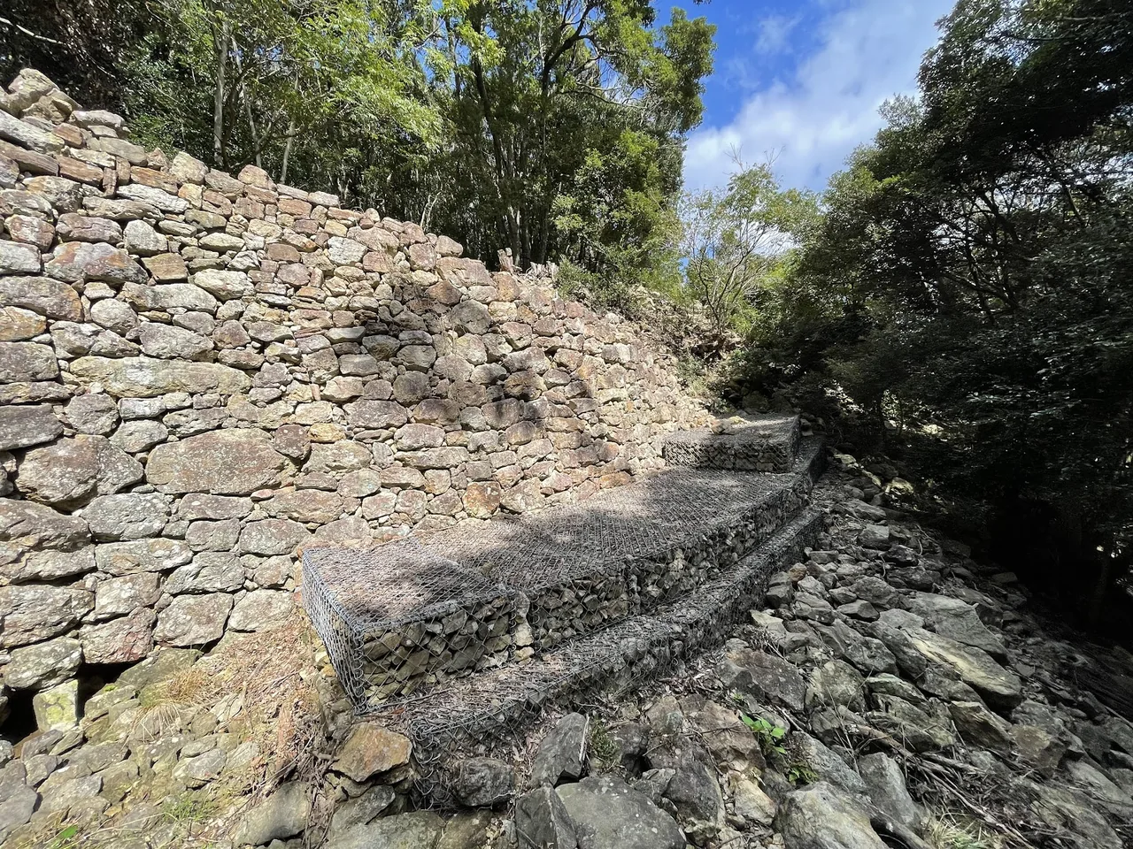 Kaneda Fortress Ruins