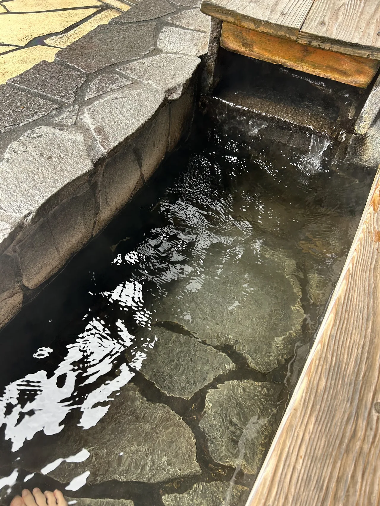 Yufuin Confectionery Shop Footbath in Yufuin