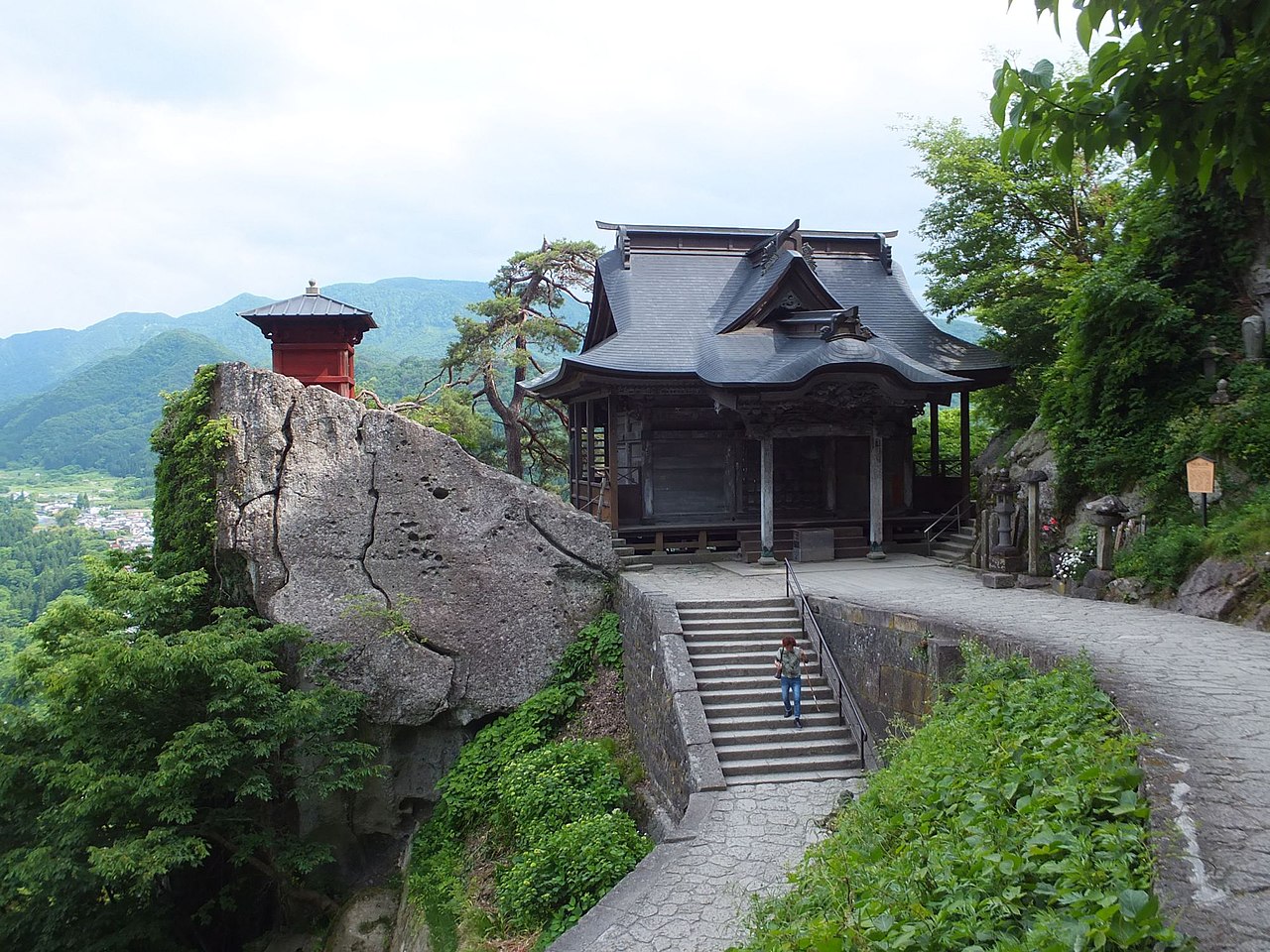 Yamadera (Risshakuji Temple)